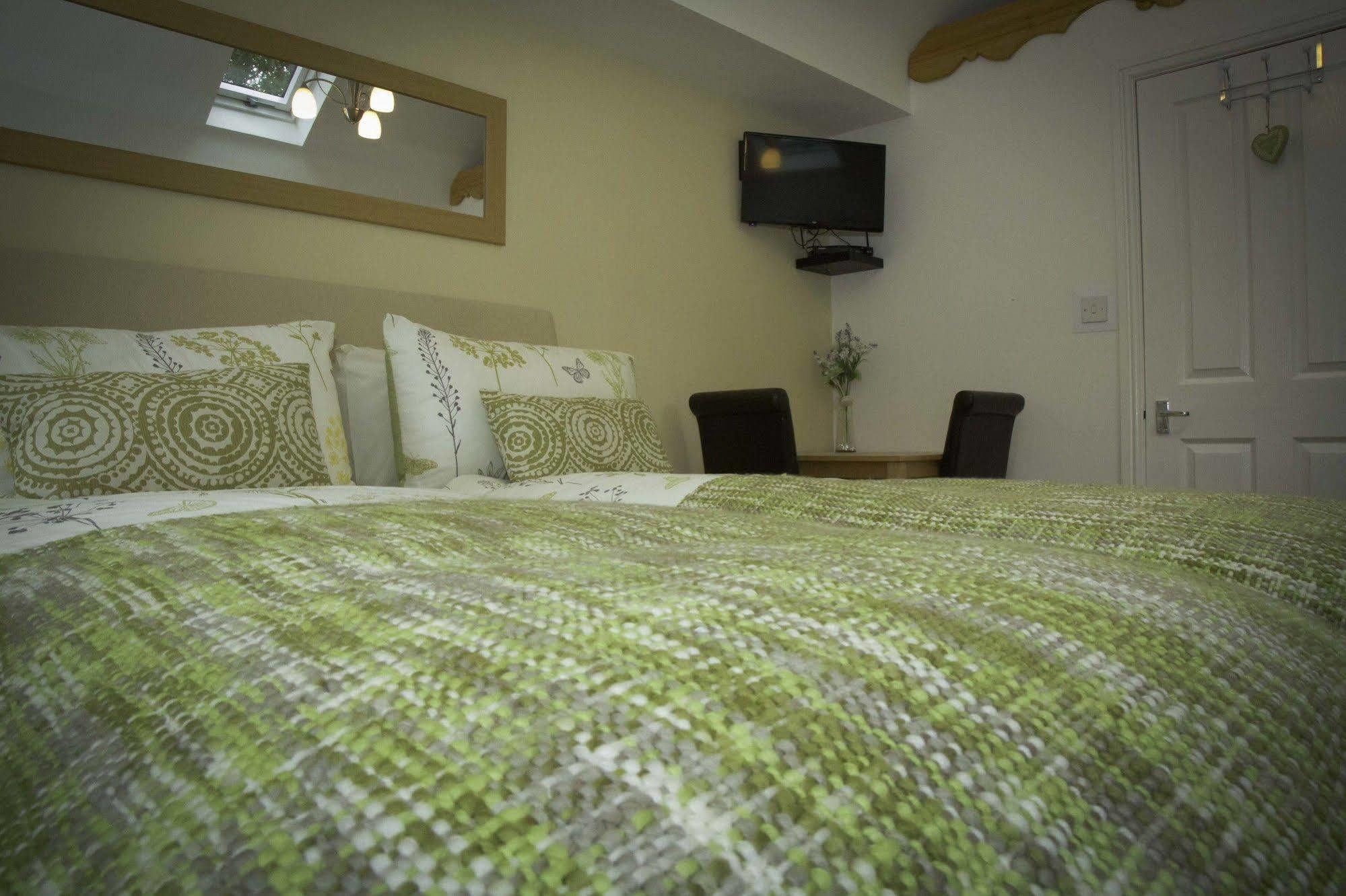River Mansion Spa Llandysul Exterior photo