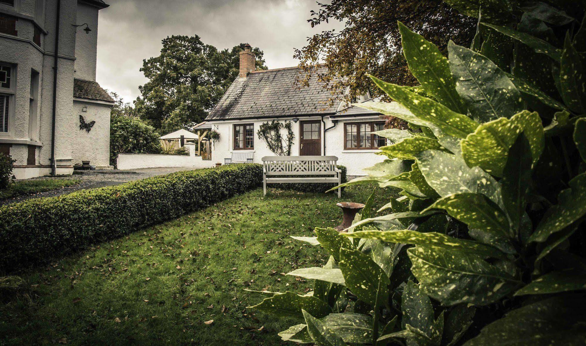 River Mansion Spa Llandysul Exterior photo